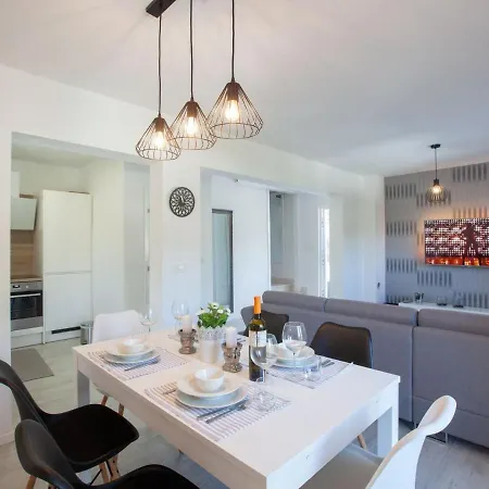 Holiday home Natura *